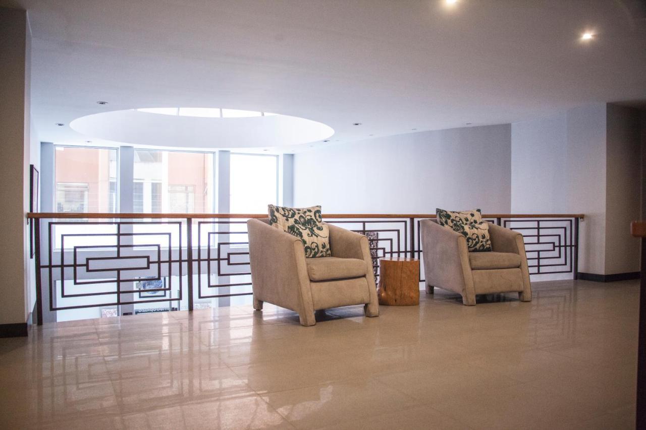 Deluxe Apartment Metroplaza キト エクステリア 写真